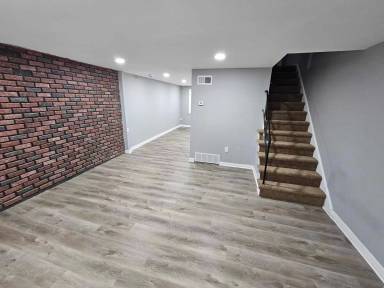 Main picture of 2020 Larkhall Rd