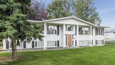 Main picture of 3007 W 34th Ave