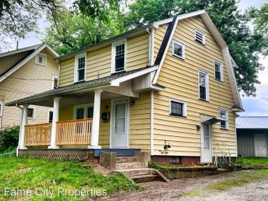 Main picture of 315 Reno Ct NW