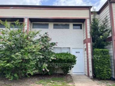Main picture of 3979 Crayrich Cir