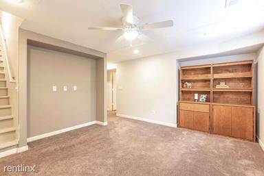 Main picture of 1307 Sanford Dr