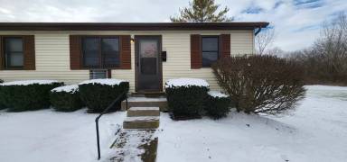 Main picture of 201 N Madison Rd