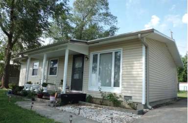 Main picture of 2016 Elmdale Ave