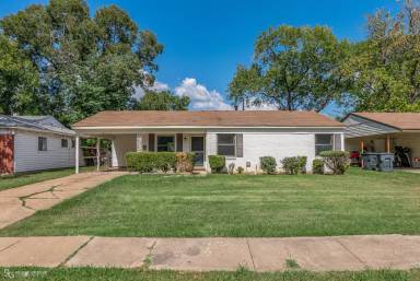 Main picture of 3217 Galaxy Dr