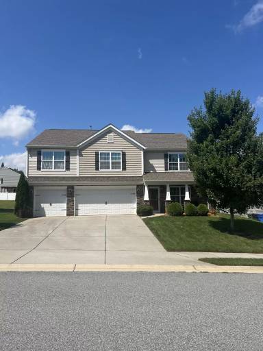 Main picture of 1745 Klompen Rd