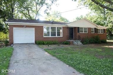 Main picture of 3410 Euclid Cir NW