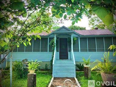 Main picture of 422 W San Antonio Ave