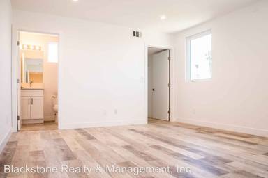 Main picture of 1451 Meadowbrook Ave
