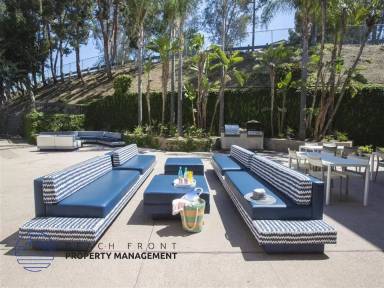 Main picture of 1099 W Capitol Dr