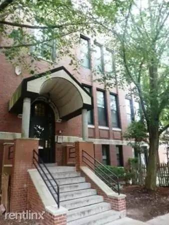 Main picture of 60 Gibson St