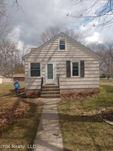 Main picture of 415 Central Ave N