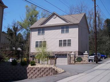 Main picture of 1-11 Pineview Pl