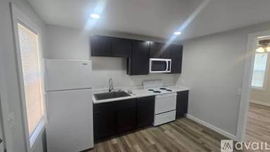 Main picture of 284 Jefferson Ave