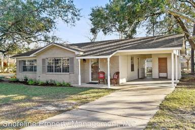 Main picture of 420 Whispering Pine Dr