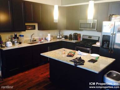 Main picture of 2954 N Racine Ave