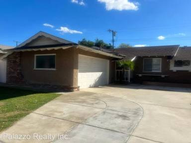 Main picture of 1736 McEvoy Ln