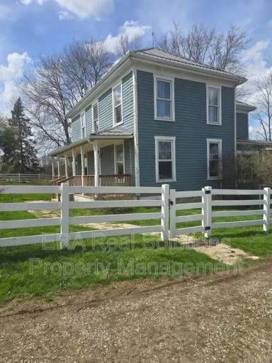 Main picture of 8969 Peach Orchard Rd