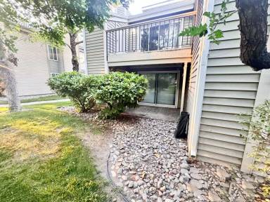 Main picture of 2332 Roundhouse Rd