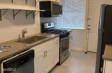 Main picture of 1469 E 69th Pl