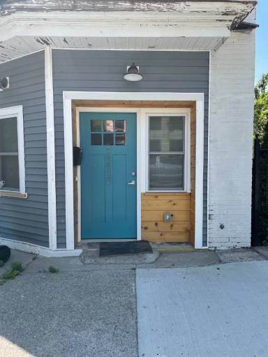 Main picture of 2217 5th Ave