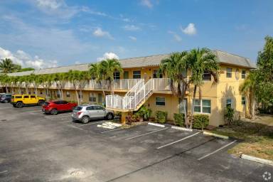Main picture of 4051 N Dixie Hwy
