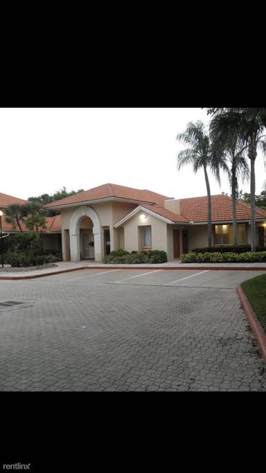 Main picture of Paradise Cove Condominiums