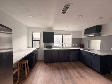 Main picture of 3424 Bridgeford Dr