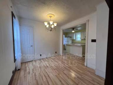 Main picture of 257 S 20th St