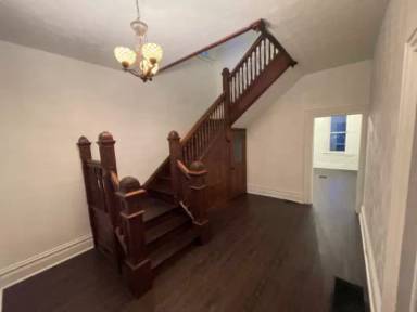 Main picture of 1432 3rd Ave