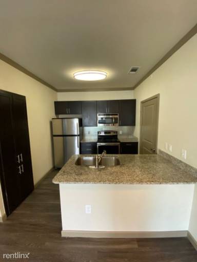 Main picture of Tacara At Westover Hills