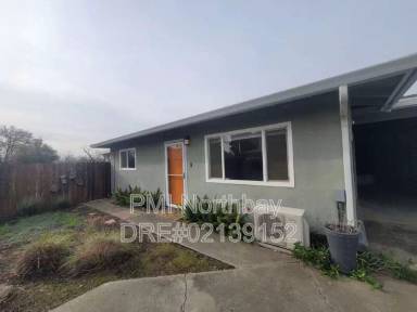 Main picture of 440 Russell St