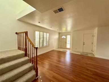 Main picture of 21380 Via del Gavilan