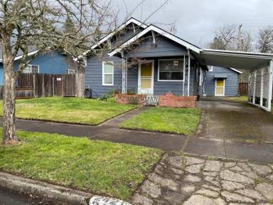 Main picture of 2421 Kincaid St