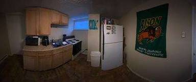 Main picture of 1110 College St N
