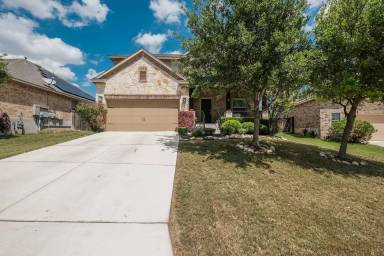 Main picture of 2406 Cullum Way
