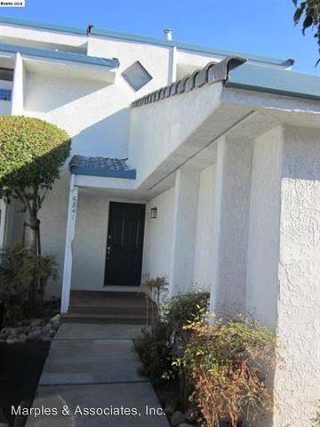 Main picture of 5805 Yawl St