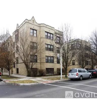 Main picture of 4049 N Francisco Ave