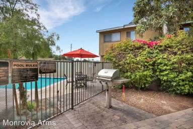 Main picture of 1887 Monrovia Ave