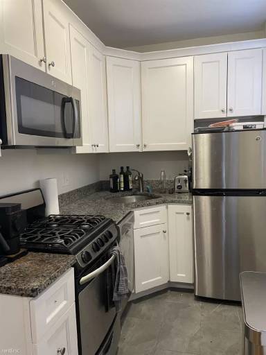 Main picture of 62 West Cedar St