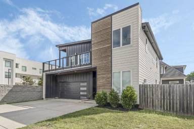 Main picture of 1917 9th Ave N