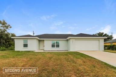 Main picture of 3085 SW 137th Loop