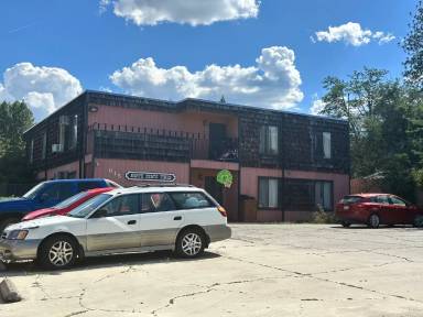 Main picture of 815 W Miner St