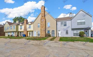 Main picture of 9479 Olde Village Ct