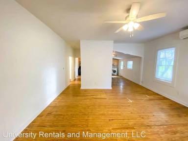 Main picture of 501 NW 3rd St