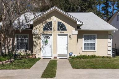 Main picture of 3492 Daylily Ln