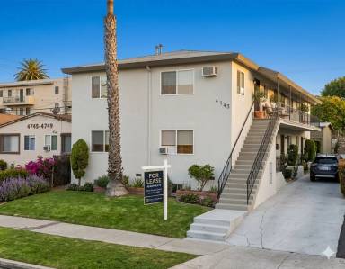Main picture of 4743 Beverly Blvd