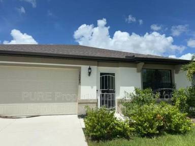 Main picture of 16045 Beachberry Dr