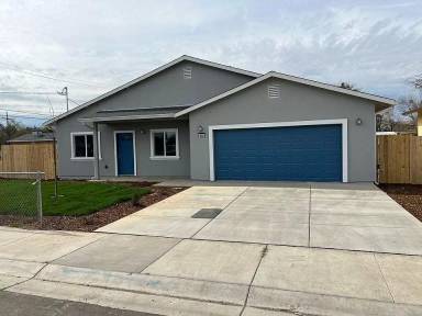 Main picture of 4882 Western Ave