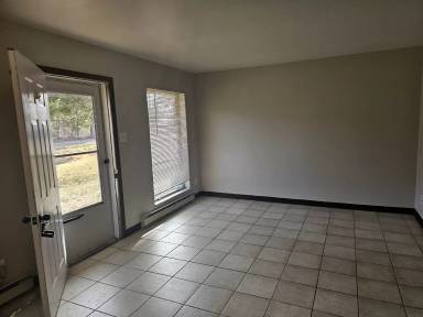 Main picture of 1009 Brickyard Rd