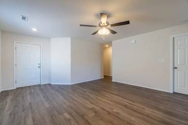 Main picture of 7801 Windflower Ln